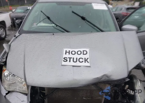 2014 Dodge Grand Caravan Sxt z USA, uszkodzony, nr VIN 2C4RDGCG6ER213979